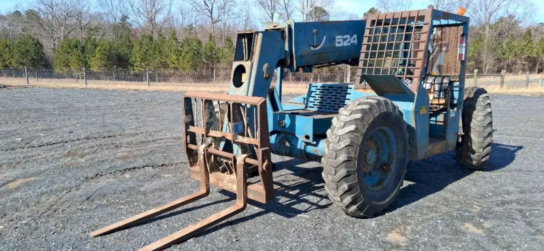 6,000 LB X 24' GRADALL MODEL #524 OFF ROAD TELEHANDLER, WITH SOLID RUBBER TIRES: YOBRO #25163