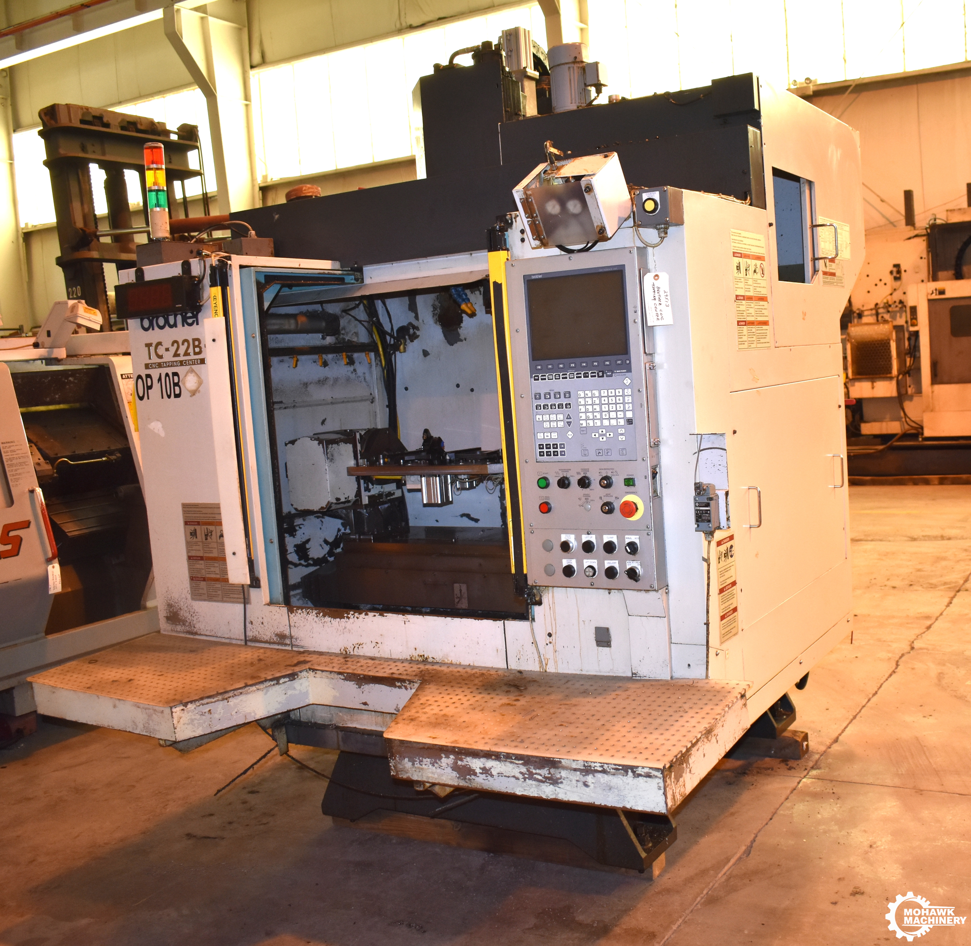 TC-22B-0 BROTHER 4-AXIS CNC TAPPING CENTER w/YUKIWA ROTARY TABLE & TAILSTOCK - 18-POSITION AUTOMATIC TOOL CHANGER