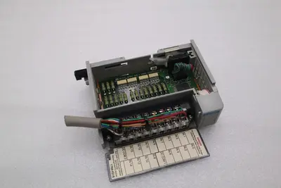 ALLEN-BRADLEY 1769-IQ16 SERIES A 16 PT. INPUT MODULE STOCK #K-1560C