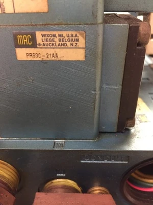 Mac 632D-000-PM-RA11-9 Solenoid Valve w/Base 6300D-611&(4)1100A-111 Valve