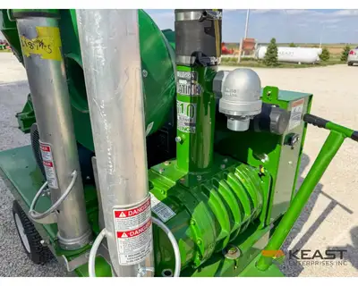 Used WALINGA _UNKNOWN_ Portable Litter Vacuum Iowa US | Keast Enterprises #1360537