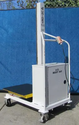 Unidex 250 lbs Electric Material Lift 31" Height 24" x 24" Platform 12V Battery