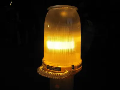 Southwire Wobblelight 400 Watt Metal Halide Work Light Worklight 120V