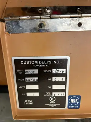 Custom Deli Inc DILW4H 2 Shelf Hot Food Merchandiser Heated Display Refurbished