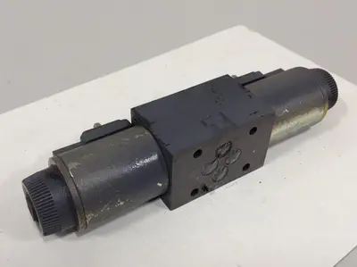 USED VICKERS DG4V3S6CMUHL760EN490