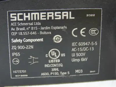 Schmersal ZQ 900-22N Cable Pull Safety Switch IP65 E-Stop 101184475 W/Cord