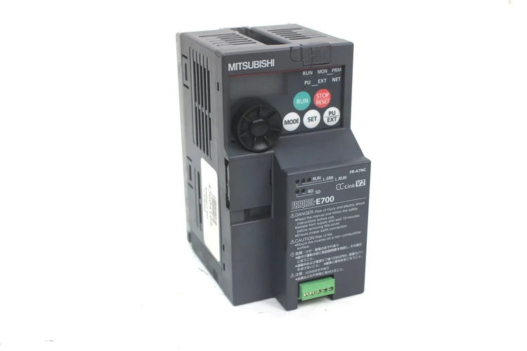 Used MITSUBISHI FR-E720-0.2K Power Inverters | Industrial Parts R Us Inc. #366874