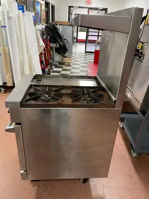 Used US Range Used U.S. Range Natural Gas 2 Burner 24" Range with 12" Flat Top Griddle and Oven Commercial Ranges Illinois US | Falcon Restaurant Supply #1376407
