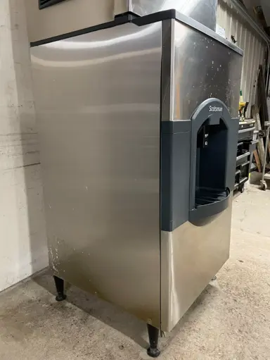 Used _UNKNOWN_ HD30B-1H. Refrigerators | Grocery Equipment Sales #1066203