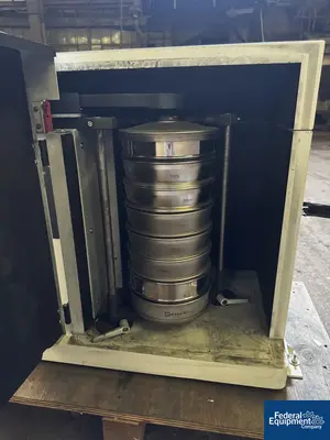 USED Retsch Retsch Tap Sieve, Model AS200 TAP