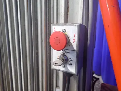 USED 1997 SKYJACK I30
