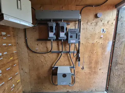 40 ft Insulated Shipping Container on a Skid w/ Shelving & Electrical - 24754