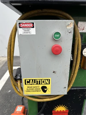 Used CASTLE _UNKNOWN_ Pocket Hole Machines California US | MachineryMax #1373275