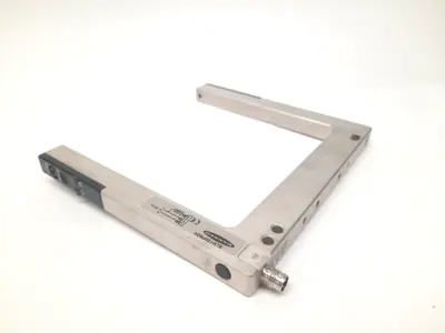 SLM120P6QN | Banner  Nickel Plated Metal Slot Sensor 75457 - Used