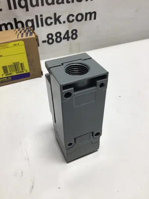 NEW SQUARE 9007C62B2 SIDE ROTARY LIMIT SWITCH TYPE 6P A600 R300