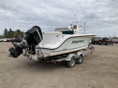 USED 2008 TROPHY PRO