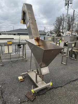 USED KAPS-ALL PACKAGING SYSTEMS, INC. MODEL A-6 PORTABLE 6 SPINDLE INLINE CAPPER