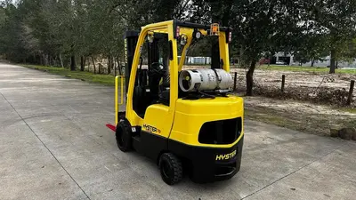 USED 2016 HYSTER S70FT