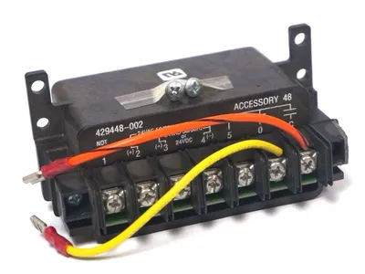 NEW SIEMENS CLM4379782 CONTROL MODULE 3 WIRE 24VAC/DC 50/60HZ