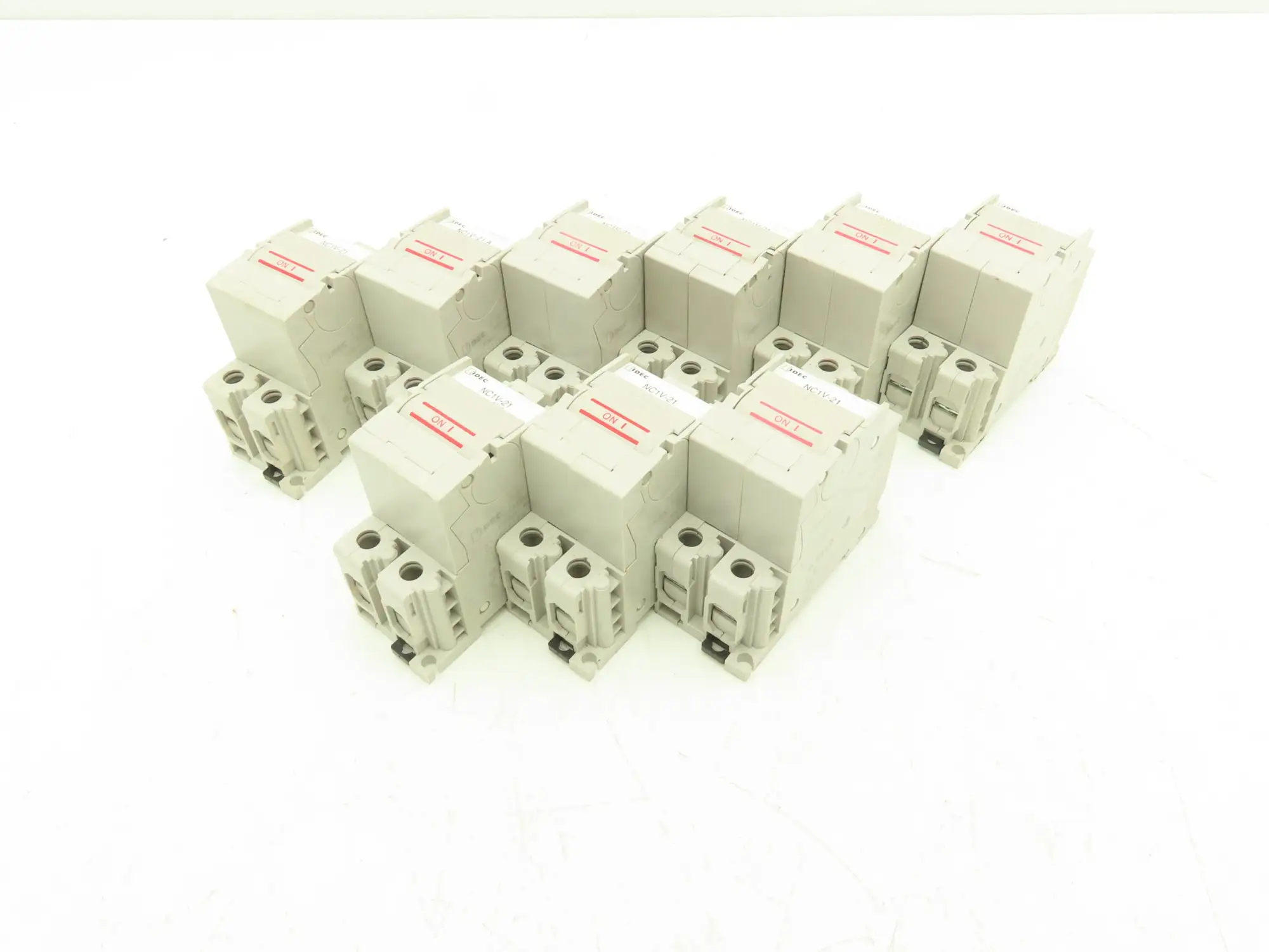 IDEC NC1V-2100 10 Amp Circuit Protector 2 Pole A Curve 250VAC/125VDC Lot of 9