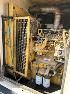 USED 2000 CATERPILLAR XQ105