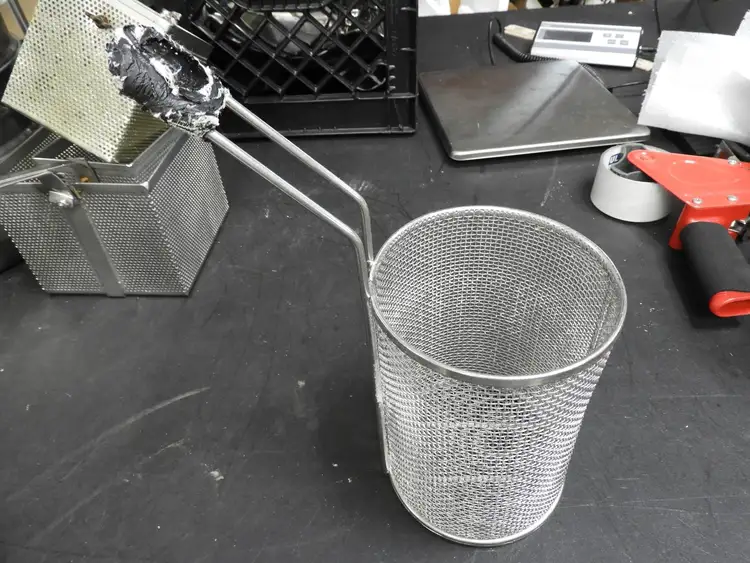 Used Isaac Peoria Used 5.25"x7.25" Round Stainless Mesh Frying Basket C IP Food, Restaurant, & Bakery Parts & Accessories Illinois US | Falcon Restaurant Supply #1376601