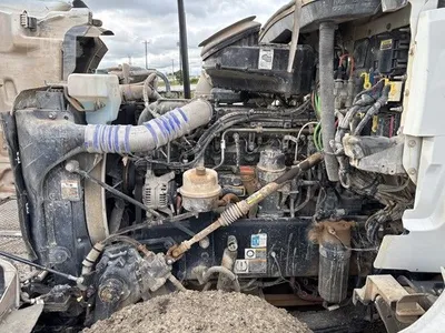 USED 2018 KENWORTH T880