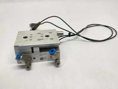 USED FESTO PNEUMATIC GUIDED SLIDE 12MM BORE 20MM STROKE