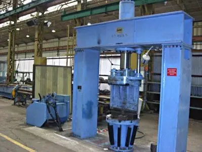 USED QUIRI 150 TON DISH END FORMING PRESS