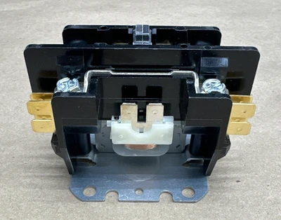 NEW Square D 8910DP31V02