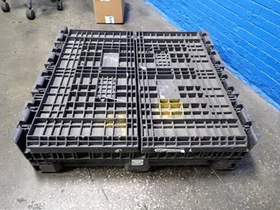 43" X 41" X 28" Collapsable Bin