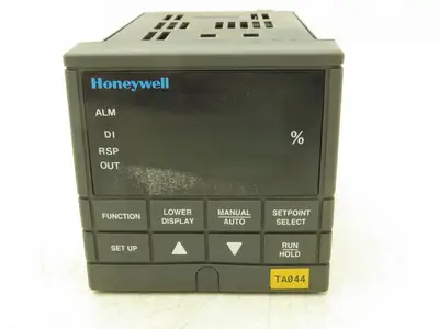 Honeywell UDC3000 Digital Temperature Controller DC300K-E-0A0-20-0000-0