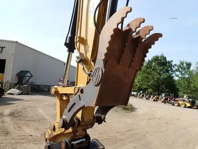 Used 2017 CATERPILLAR 313F Crawler Excavators Massachusetts US | Brookside Equipment Sales #1422117