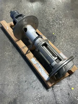 USED GUSHER PUMPS TCL4X613SEL12CB