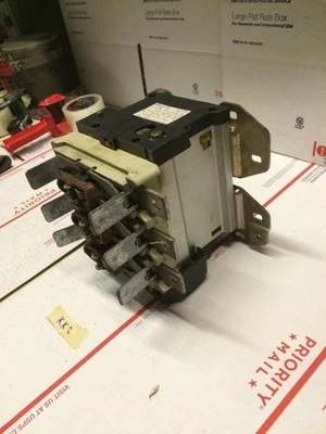 Used Telemecanique Square D Contactor LC1 F 400 Warranty Fast Shipping