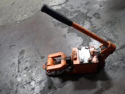 USED CABLE CUTTER CO. P