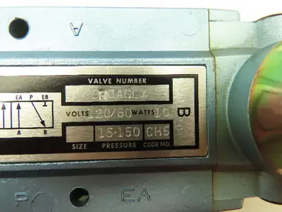 Honeywell Skinner S3R0AGLX Directional Control Valve 5-Way 2 Pos 120V 150 PSI