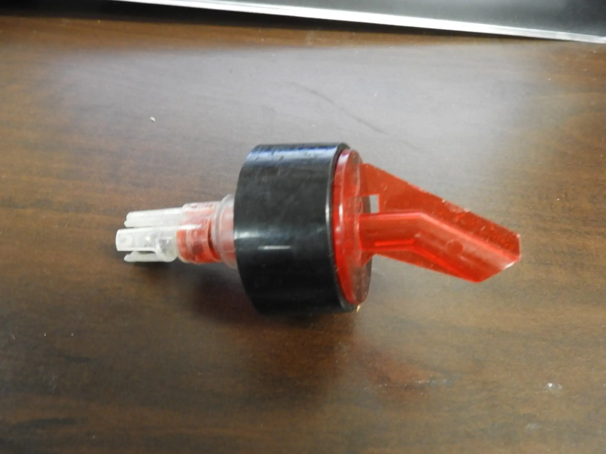 Used Falcon Restaurant Supply Used Plastic Spill Stopper/Bottle Pour Spout Beverage Equipment (miscellaneous) Illinois US | Falcon Restaurant Supply #1376534