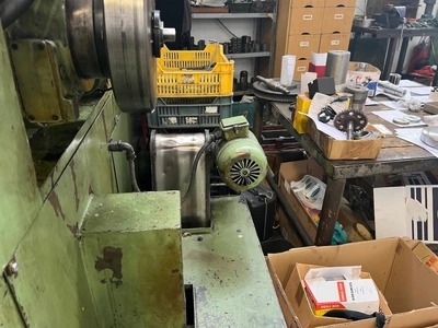 VITEBSK Gear Hobber, in good working condition, visible under power