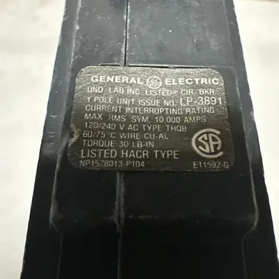 Used GE THQB130 Circuit Breakers | Surplus Asset Holdings #1189371