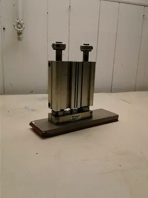 Used ROBOHAND _UNKNOWN_ Misc Electrical & Power Parts | ND Industrial Surplus #1223368