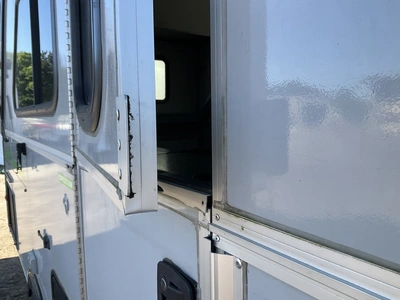 USED 2022 COLUMBIA ALINER EXPEDITION