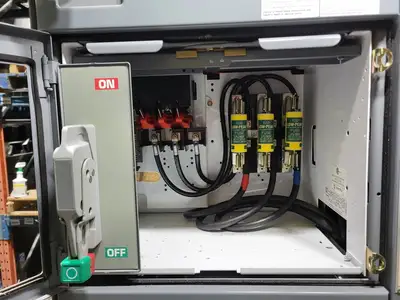 USED SQUARE D MODEL 6