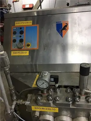 Spray dryer 7,000 lbs. Per hour evap. V-bottom dryer three nozzles #3653507