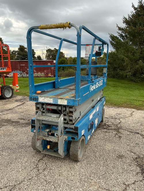 Used 2018 Genie GS-2032 Scissor Lifters Wisconsin US | Stack Equipment #1498096