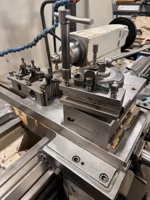 TUR 560 Manual Lathe