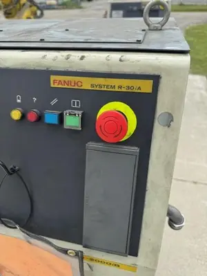 Used 2007 FANUC R2000IB/210F Robots Michigan US | Harbor Machinery Inc. #1280906