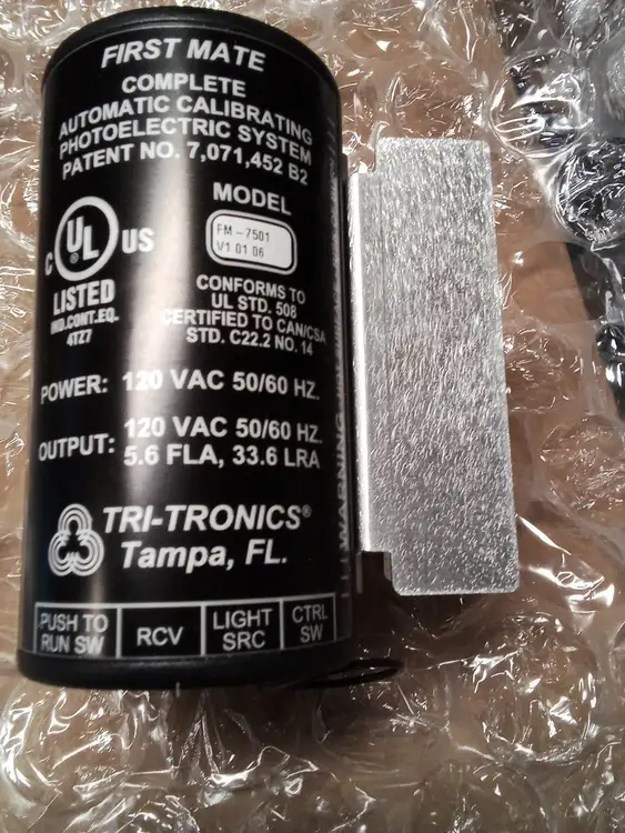 Used Tri-Tronics FM9723 Photoelectric Sensors US | Infinity wholesale & Supply LLC #1305717