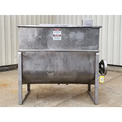 Used Stainless Steel Horizontal Liquid Mixer - 350 Gal. Capacity