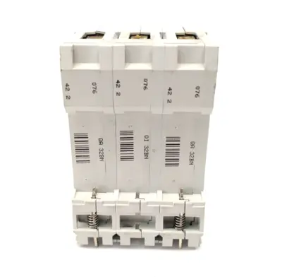 Used Klockner Moeller FAZNB32, FAZNB32-3, FAZNB32/3, FAZNB32 -3 Circuit Breakers Michigan US | Maverick Industrial Sales #1486163
